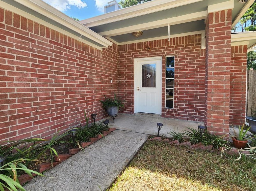 13231 Crim Rd, Houston, TX 77049-3433