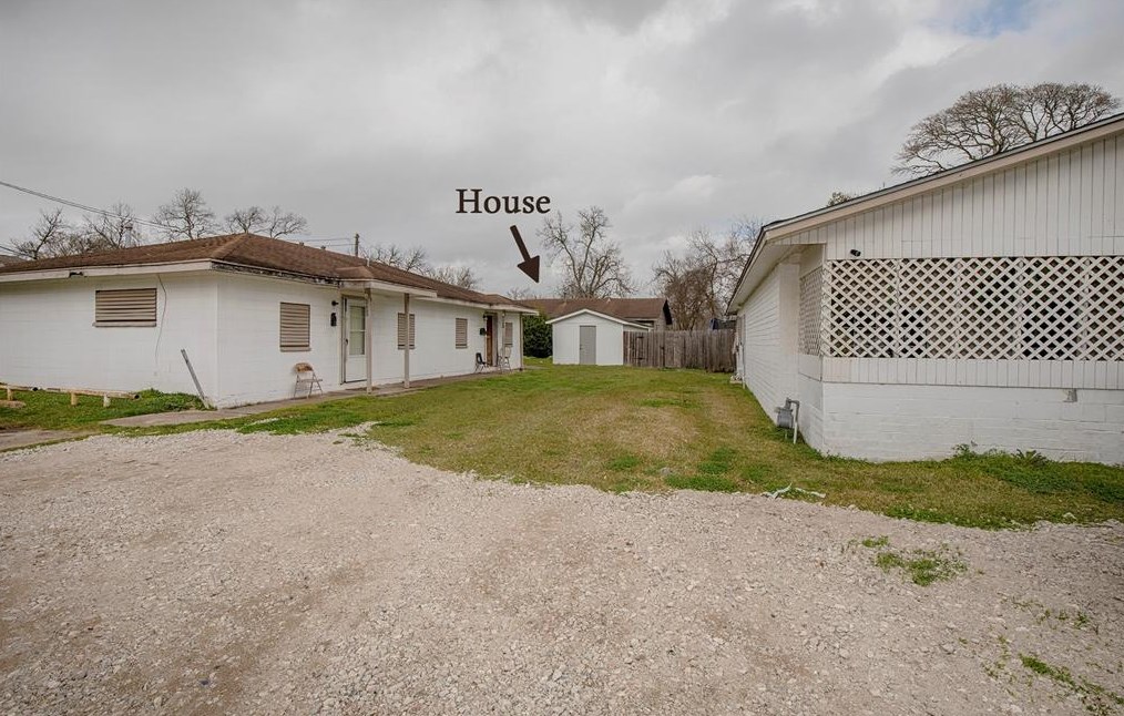 2020 Rosalee St, La Marque, TX 77568