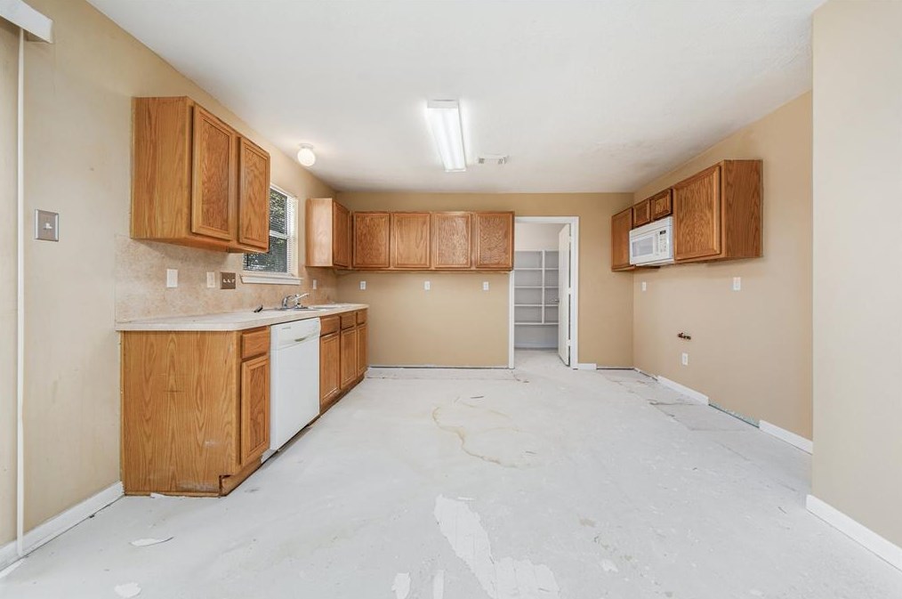 7823 Summer Pl Dr, Humble TX 77338-1819 exterior