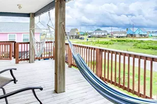 918 Fort Velasco Dr, Surfside Beach, TX 77541 - Photo 2