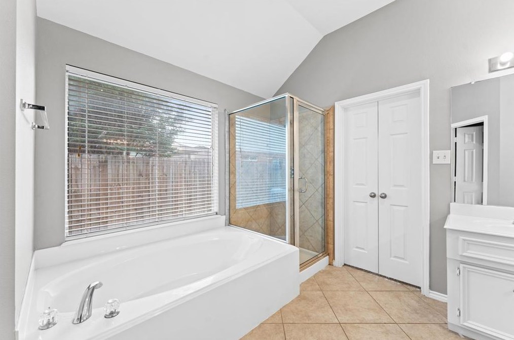 9422 Mustang Park Ct, Humble TX 77396-3891 exterior