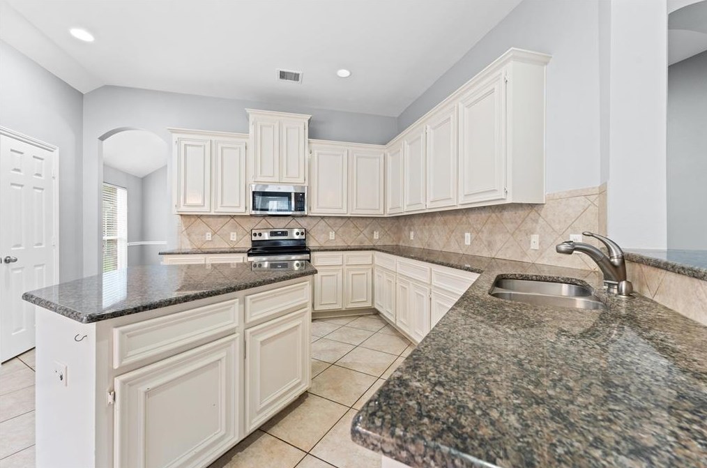 9422 Mustang Park Ct, Humble TX 77396-3891 exterior