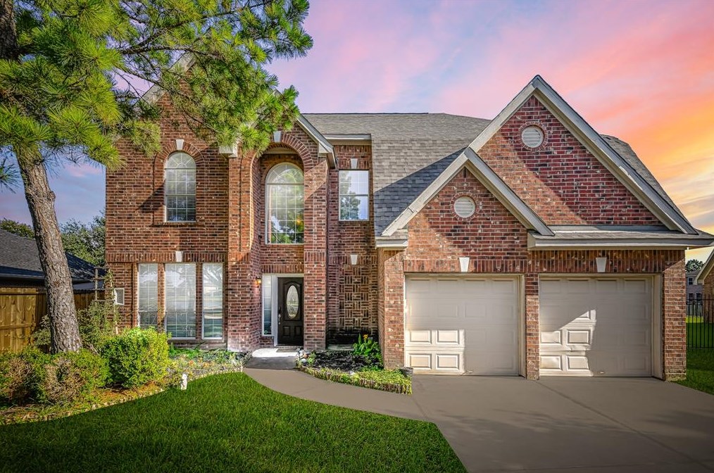 17011 Arrows Peak Ln, Houston, TX 77095-6627