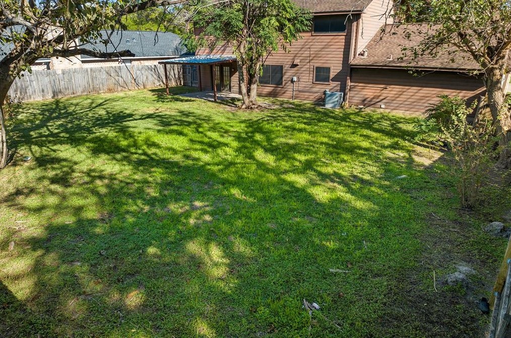 11507 Fallwood Dr, Houston, TX 77065-1110