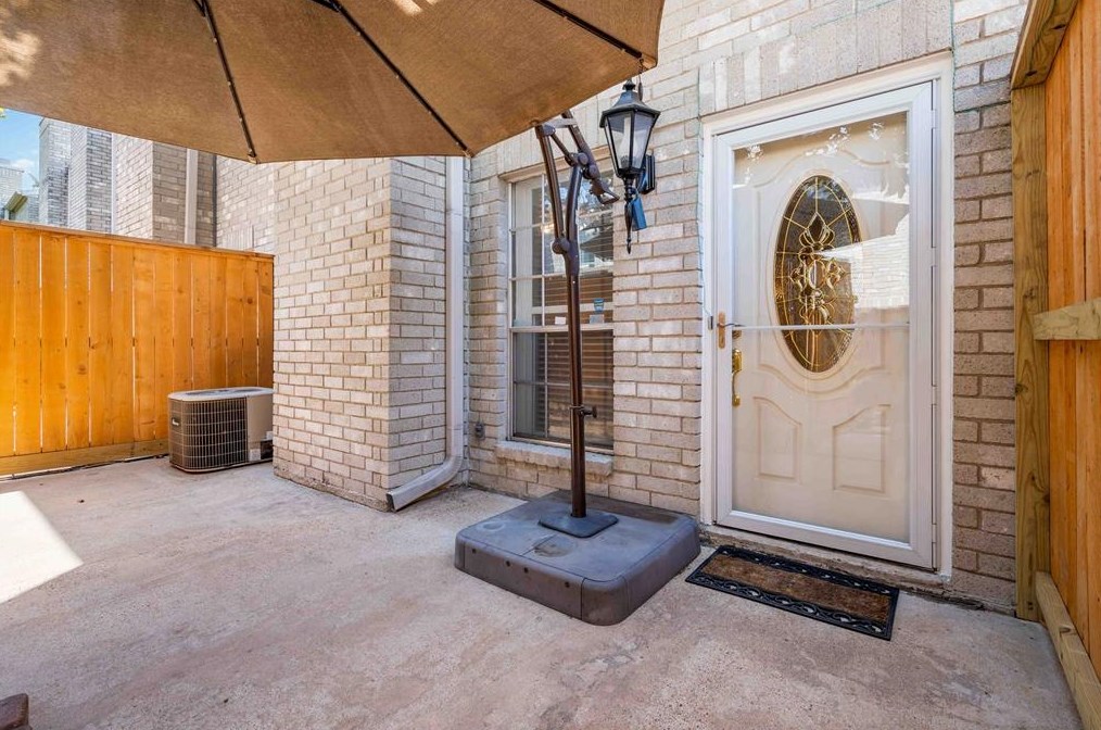 3780 Tanglewilde St, Houston, TX 77063-5154