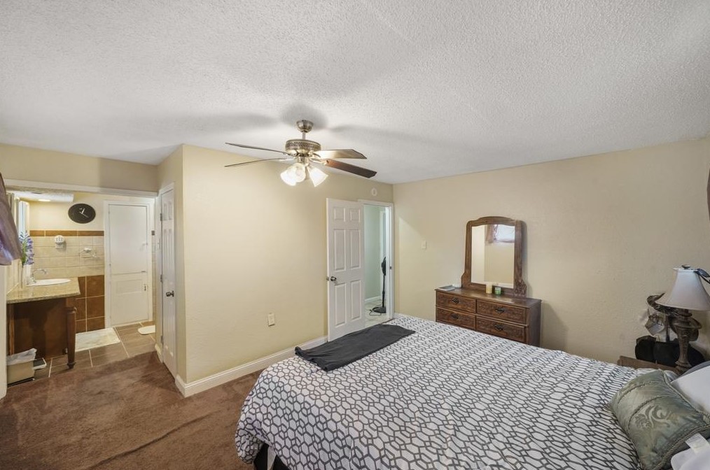 4341 Macgregor Way, Houston TX  77004-6528 exterior
