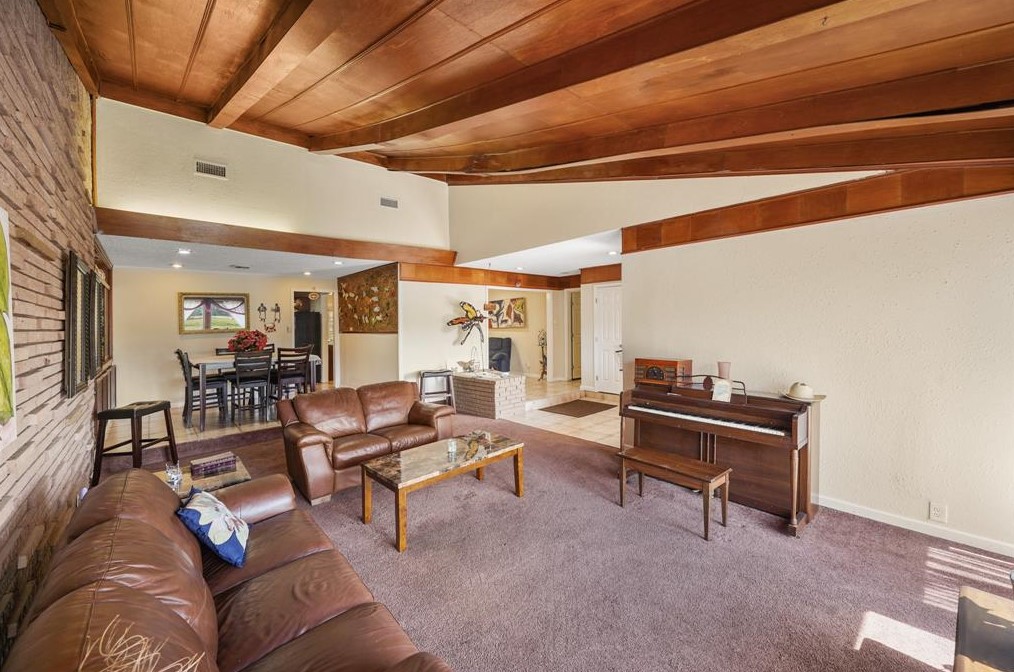 4341 Macgregor Way, Houston TX  77004-6528 exterior