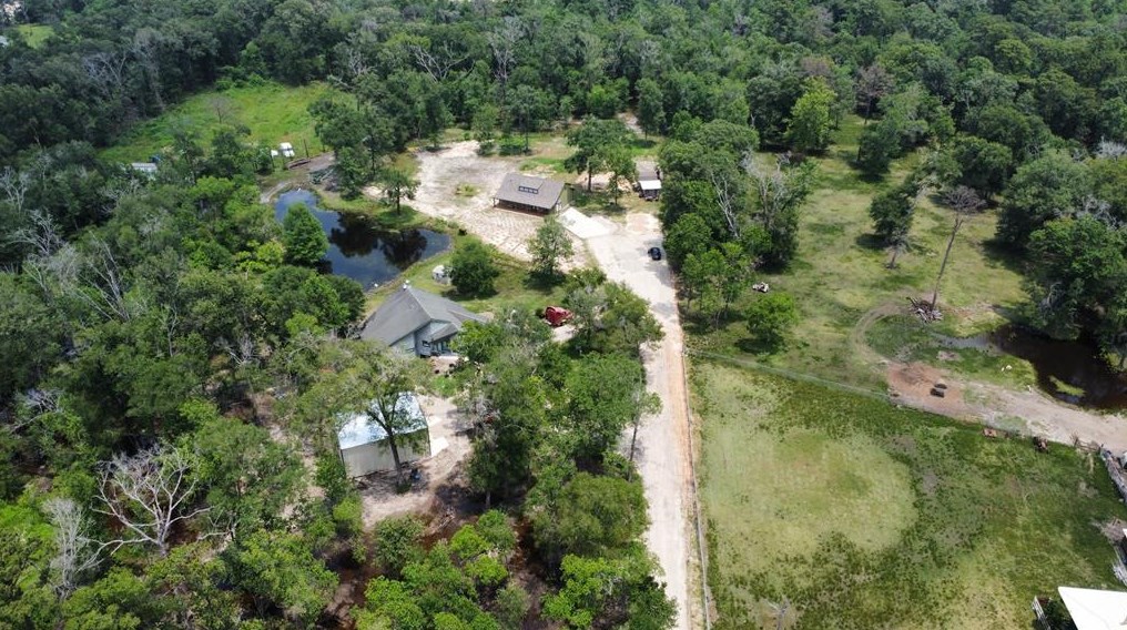 12002 Aqueduct Rd, Houston, TX 77044-5208