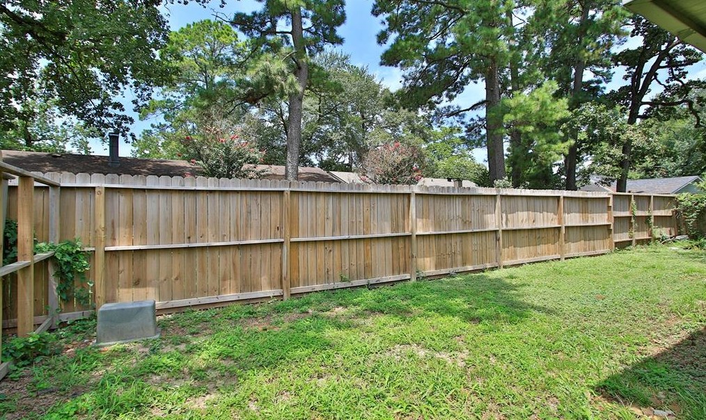 23319 Montague Dr, Spring TX 77373-6957 exterior