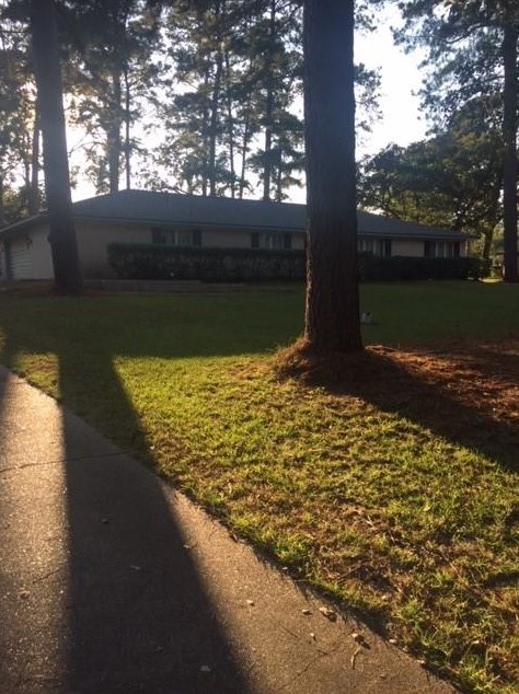 2971 Mockingbird Ln, Huntsville, TX 77320