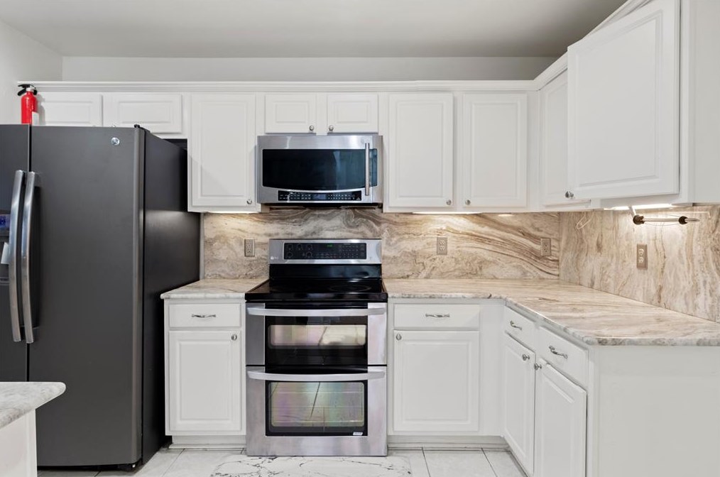 199 Walden Elms Cir, Spring TX  77382-4209 exterior