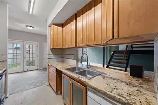 2143 Lake Village Dr, Kingwood, TX 77339 - Photo 12