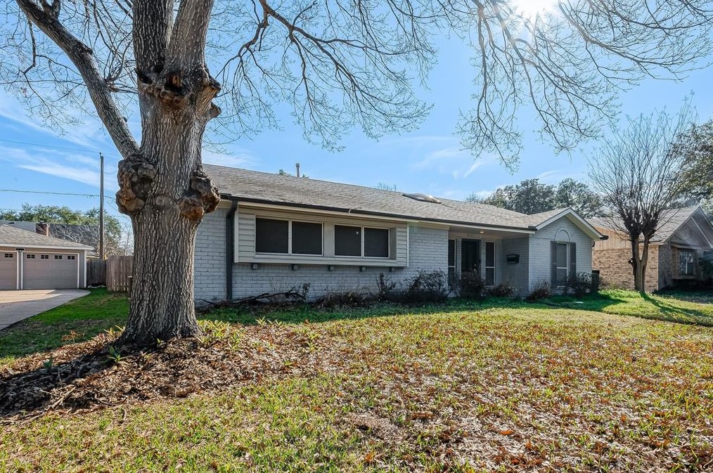 8327 Sharpcrest St, Houston, TX 77036