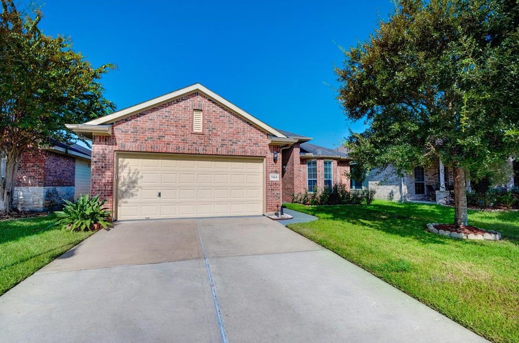 7414 Compass Rose Dr, Richmond, TX 77407