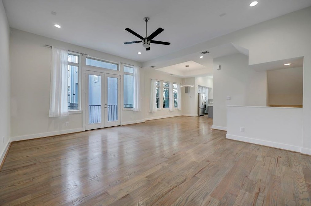 5308 Eigel St, Houston, TX 77007