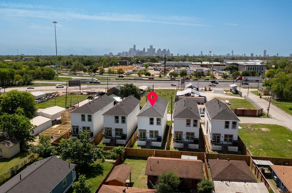 1509 31 St, Houston TX  77018-8312 exterior