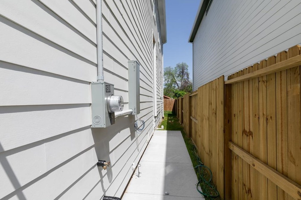 1509 31 St, Houston TX  77018-8312 exterior