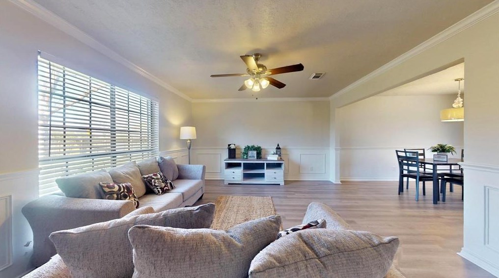 4611 County Road 424, Alvin, TX 77511-8562