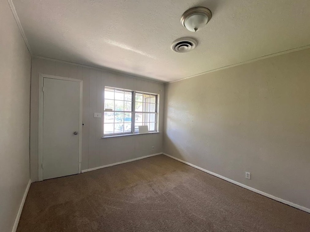 9370 Cumberland Dr, Beaumont, TX 77708
