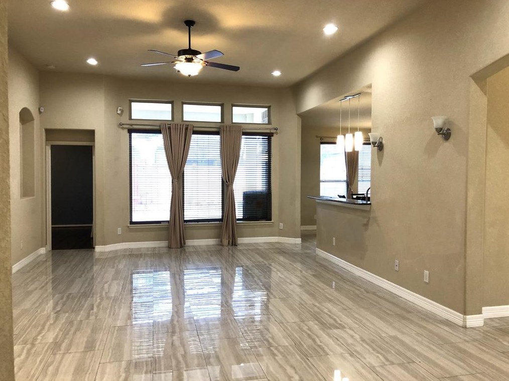 4211 Mill Oaks Dr, Houston, TX 77084