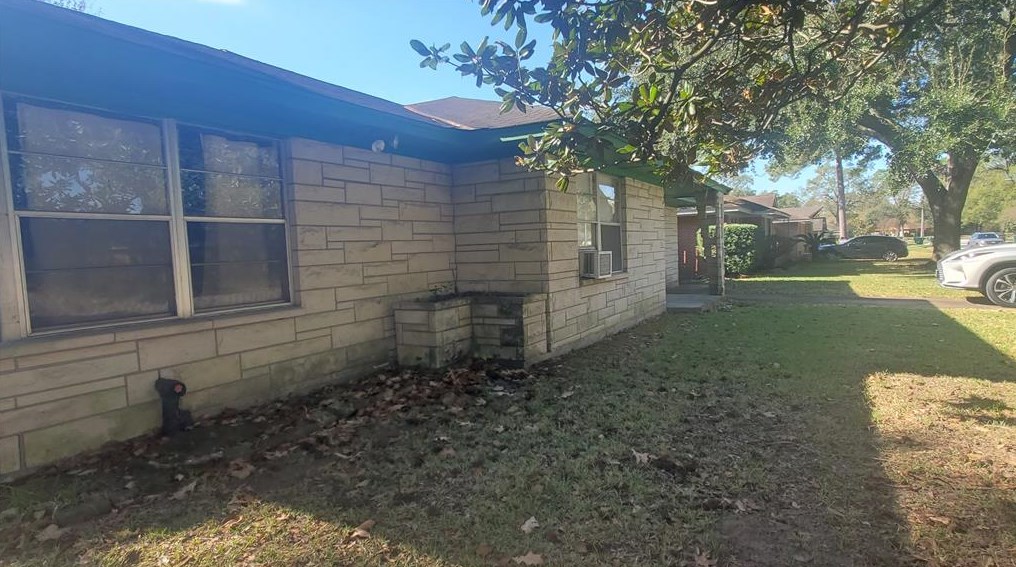 1207 Stonecrest Dr, Houston, TX 77018-7413