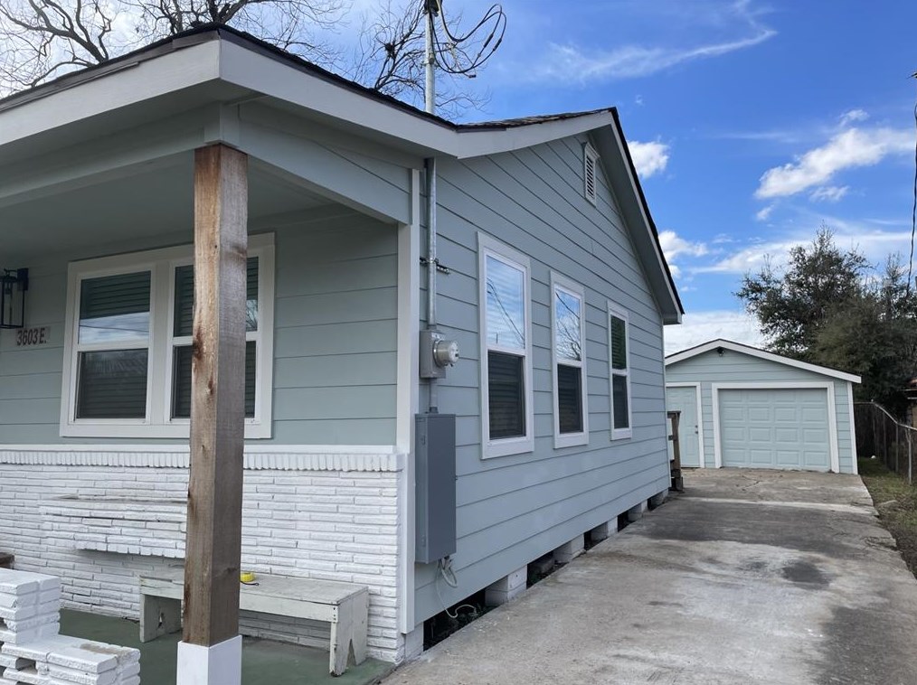 3603 Lockwood Dr, Houston, TX 77026-5450