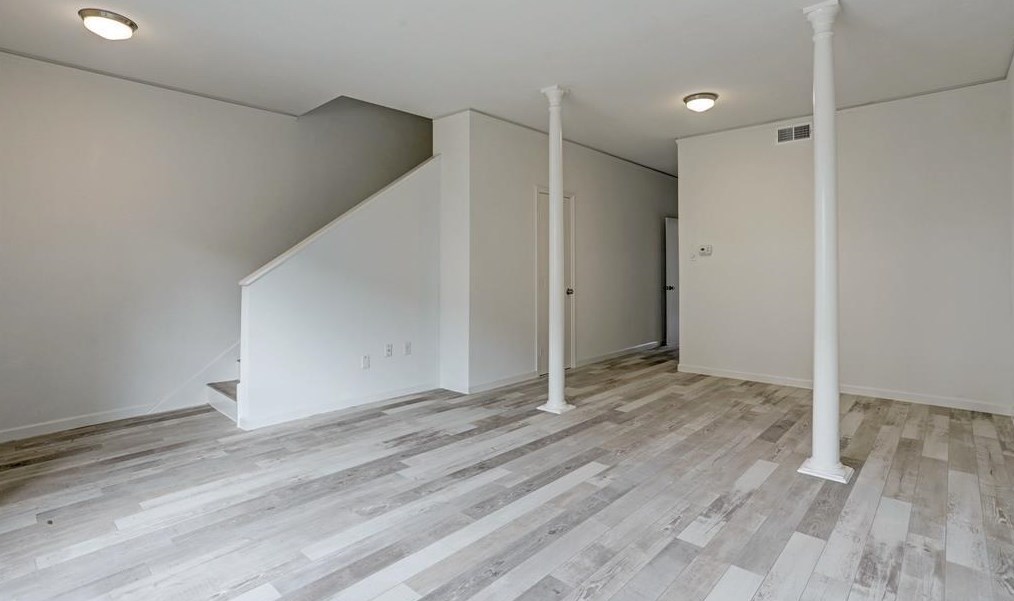 840 Threadneedle St Apt 182, Houston, TX 77079