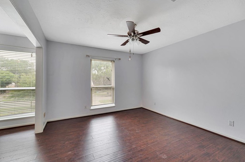 12242 Rocky Knl Dr, Houston TX  77077-5835 exterior