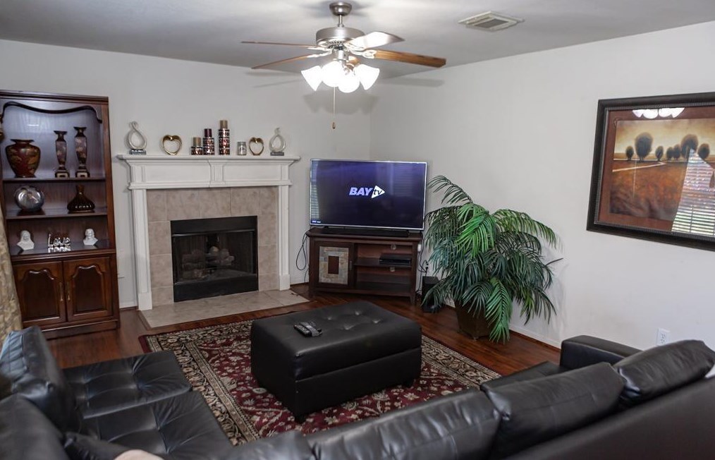 22118 Cassini Ct, Richmond, TX 77407