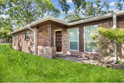 4201 Sevan Street, Bacliff, TX 77518 - Photo 14