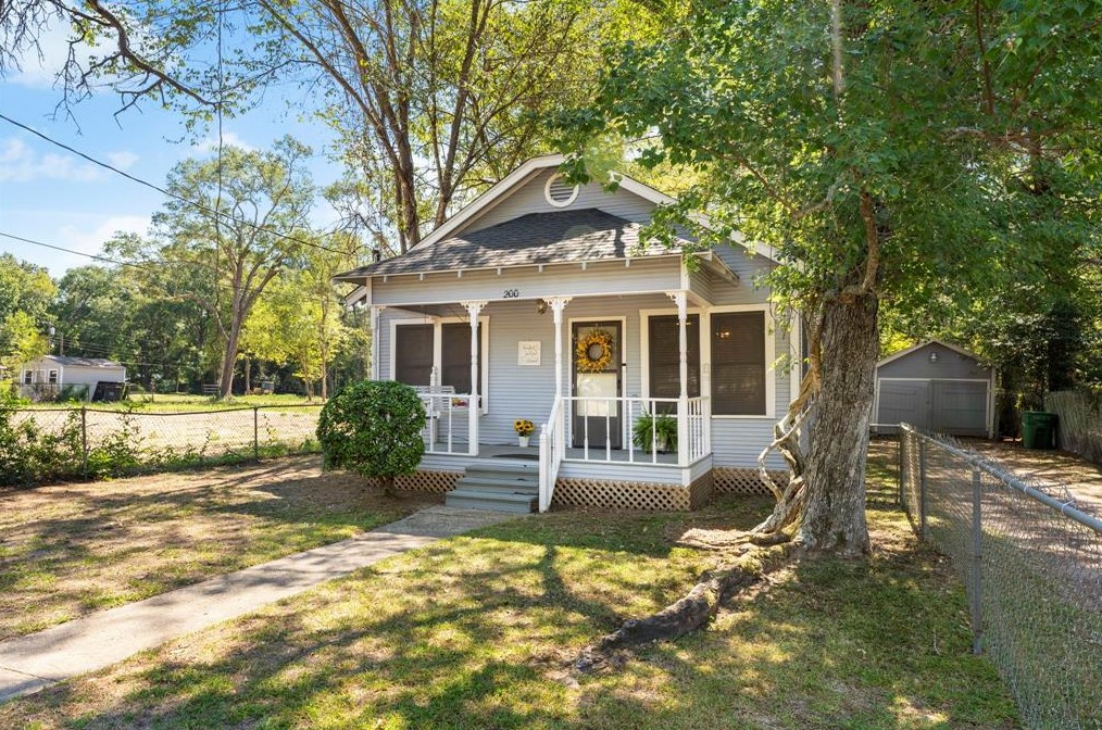 200 Southline St, Cleveland, TX 77327-4926