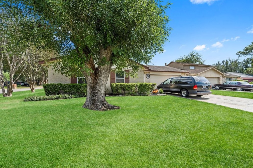 2003 Arroyo Vista Ct, Houston, TX 77067-2003