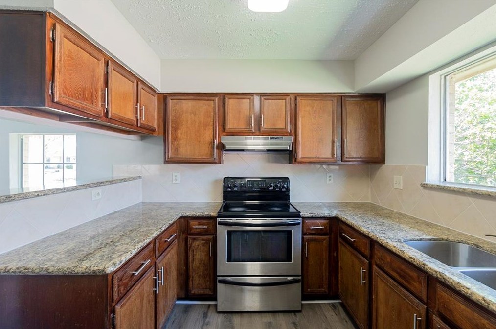 4614 Laureldale Rd, Houston, TX 77041-8504
