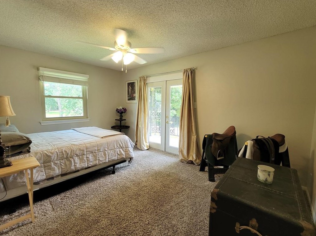 612 Arkansas Park, Conroe TX  77302-1037 exterior