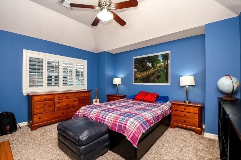 15614 Stone Gables Ln, Houston TX  77044-5367 exterior
