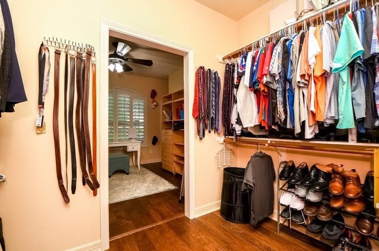 15614 Stone Gables Ln, Houston TX  77044-5367 exterior