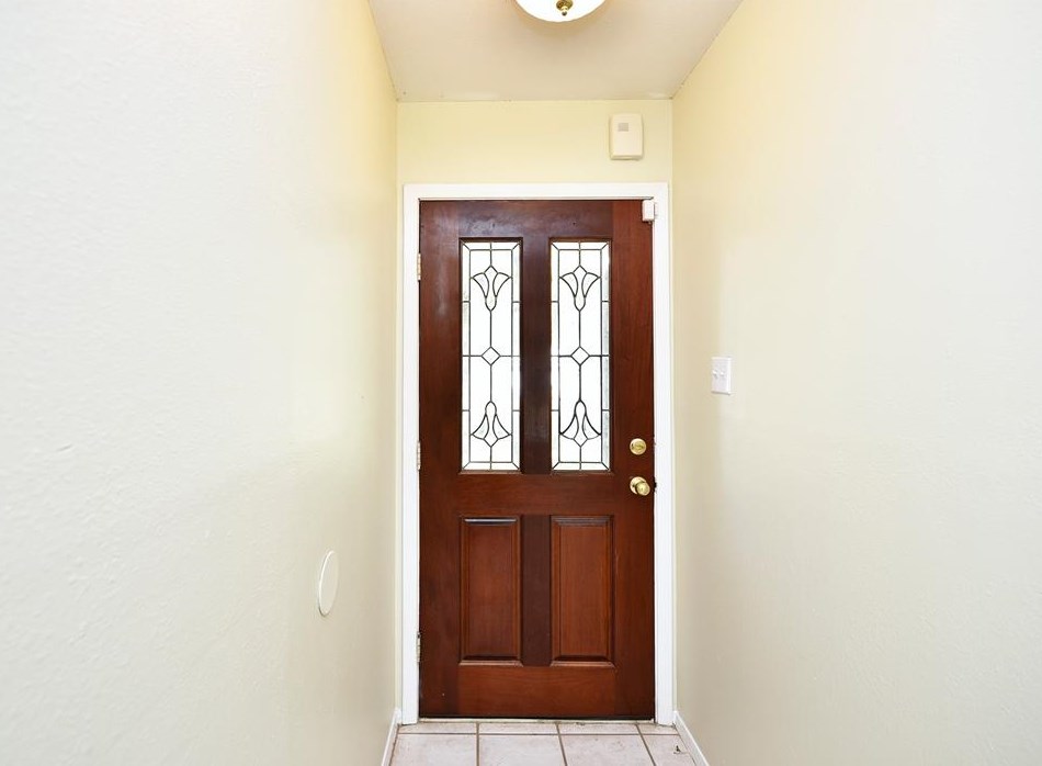71 White Willow Cir, Spring TX  77381-2787 exterior