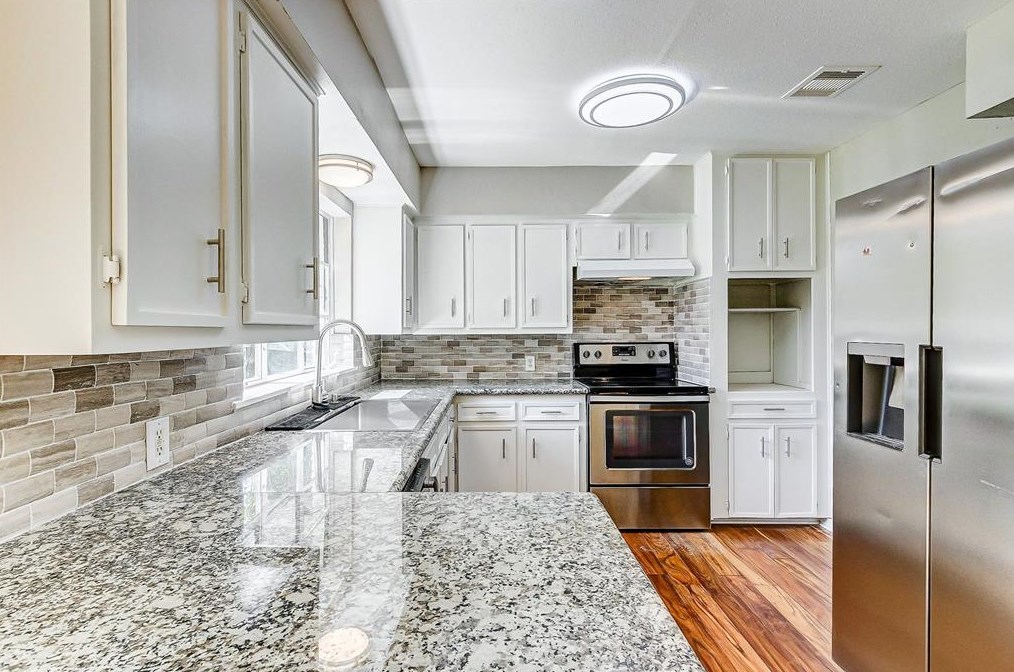 10403 Homestead Rd, Houston TX  77016-3307 exterior