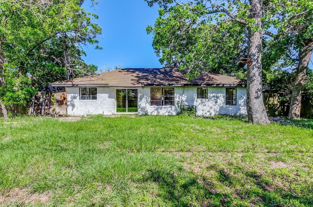 10403 Homestead Rd, Houston TX  77016-3307 exterior