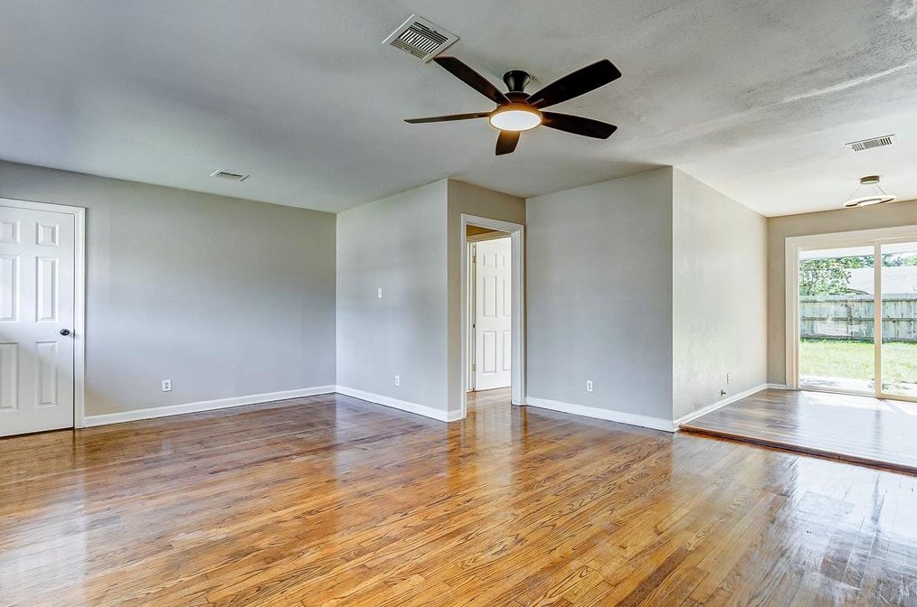 10403 Homestead Rd, Houston TX  77016-3307 exterior