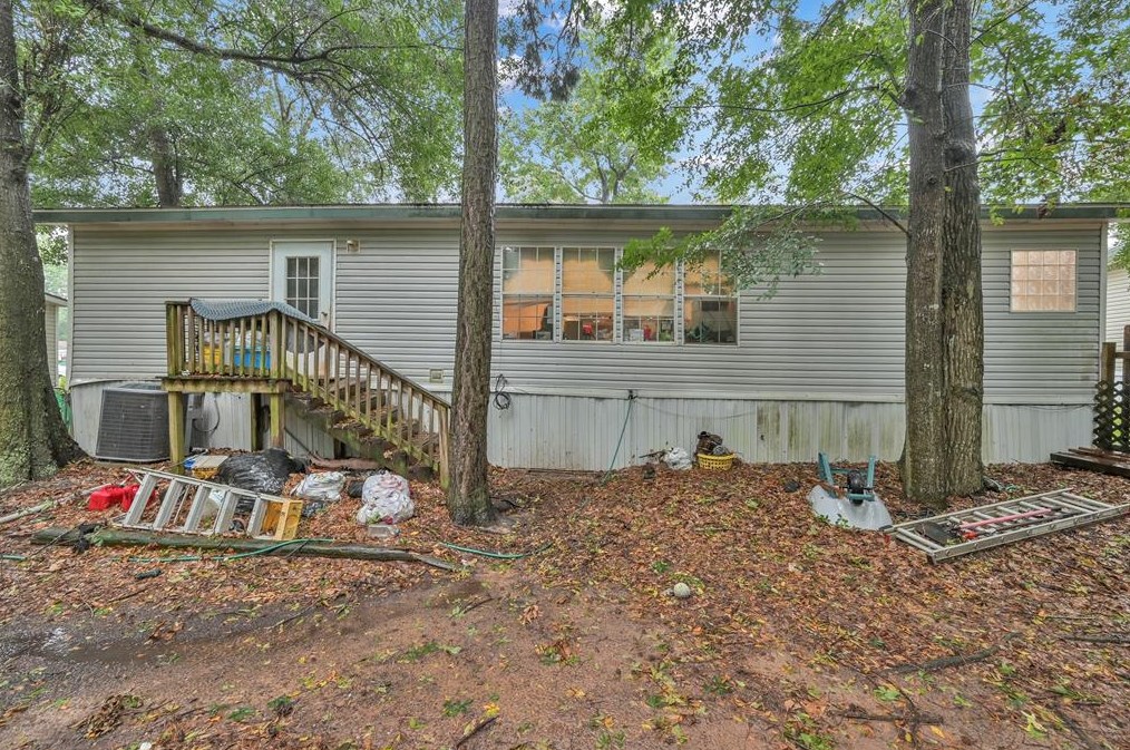 9614 Oakhill Dr, Conroe TX 77304-1903 exterior