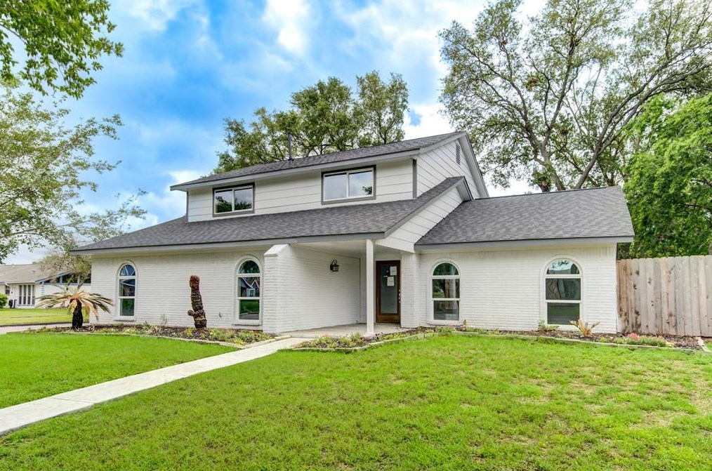 12215 Monticeto Ln, Stafford, TX 77477-1430