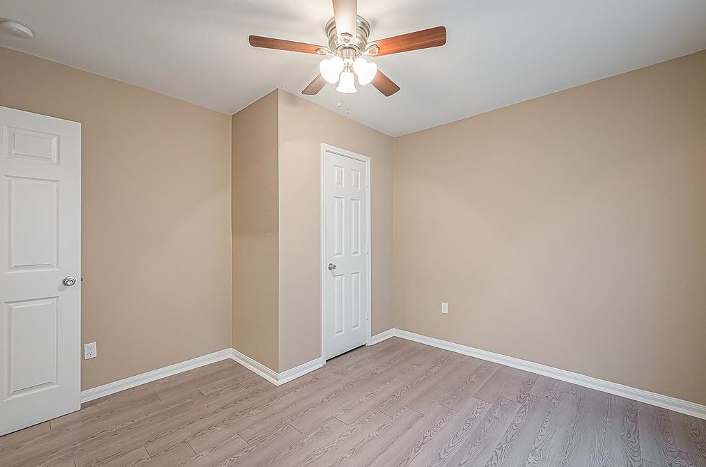 1412 Caplin St, Houston TX  77022-5707 exterior
