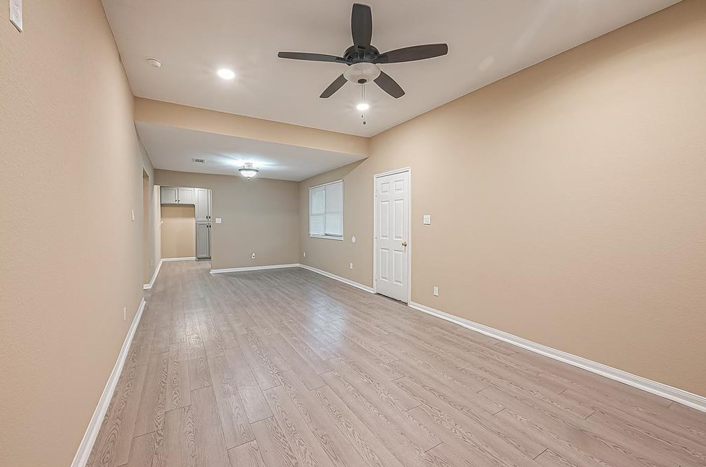 1412 Caplin St, Houston TX  77022-5707 exterior