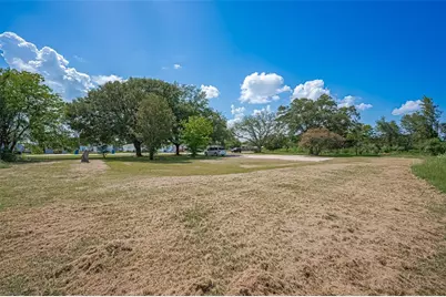 210 5th Street, Hempstead, TX 77445 - Photo 6