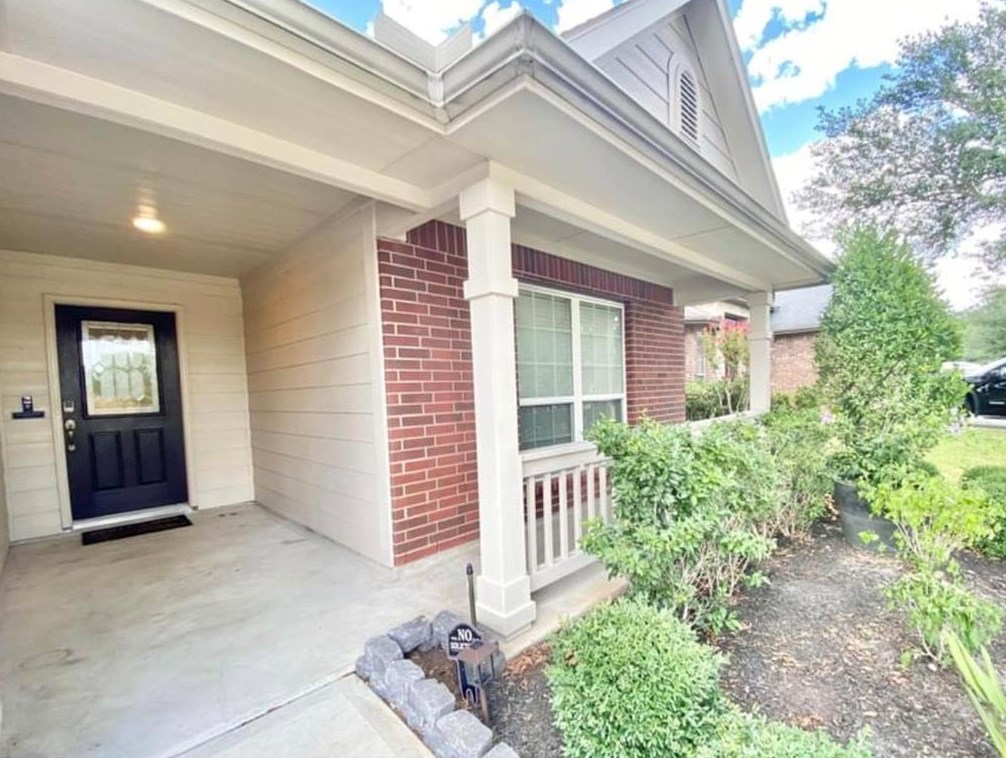 6326 Saragosa Crossing Ln, Houston, TX 77066