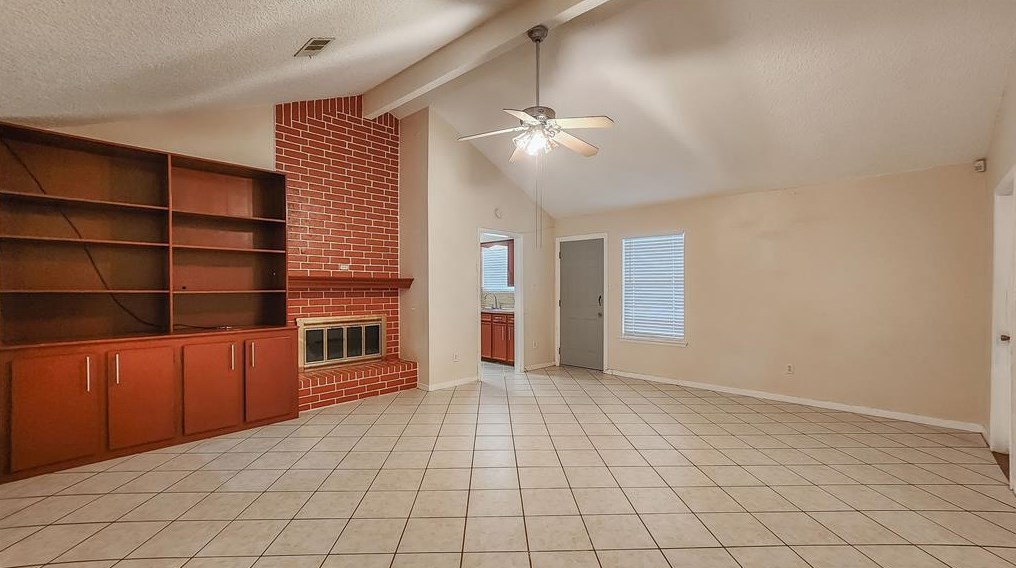 6526 Rolling Mill Dr, Houston TX  77088-2245 exterior