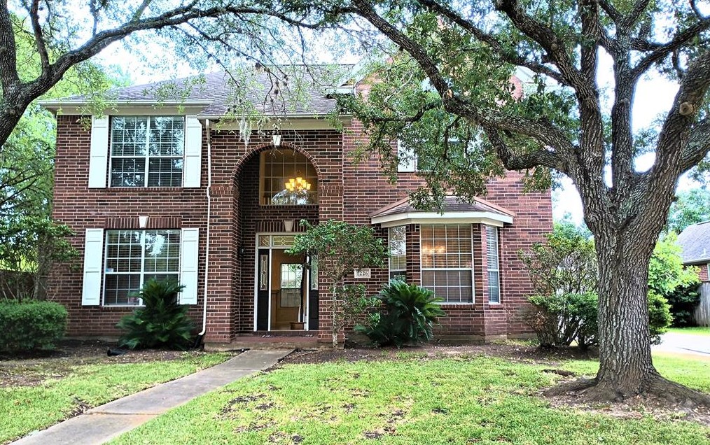1226 Rabbs Xing, Sugar Land TX  77479-6289 exterior