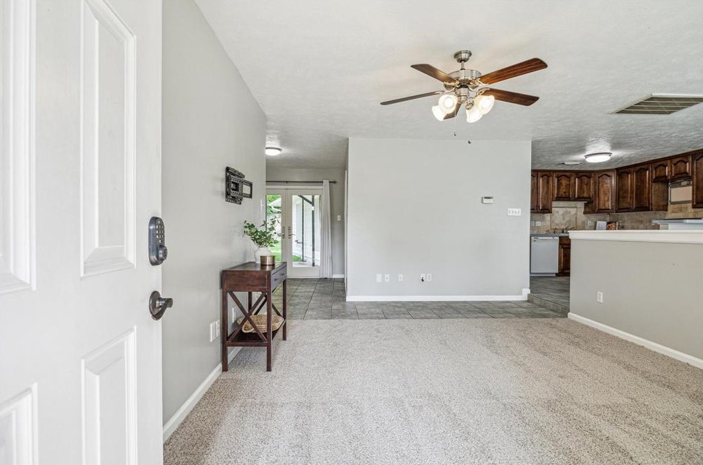3613 Lazy Spring Dr, Houston, TX 77080