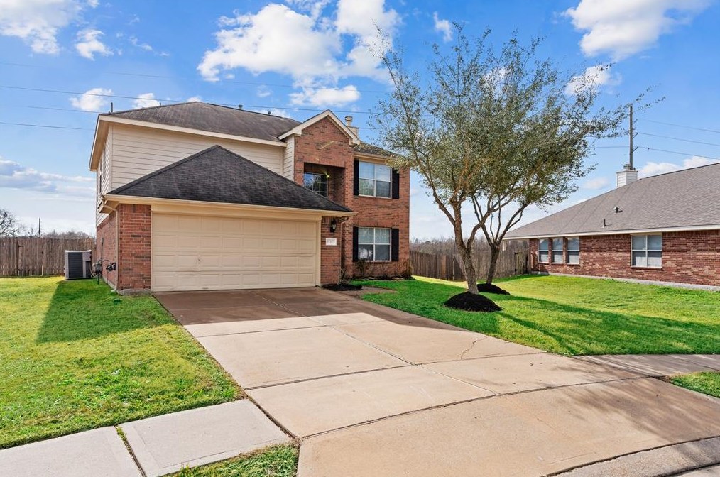 16403 Great Oaks Hollow Dr, Houston, TX 77083